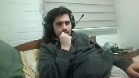 Snapshot of hungweeb chatting on May 6, 5:46 am Rod online show from May 6, 5:46 am