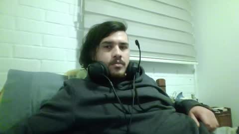 Snapshot of hungweeb chatting on May 13, 4:43 am Rod online show from May 13, 4:43 am