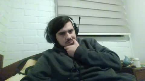Snapshot of hungweeb chatting on May 30, 3:36 am Rod online show from May 30, 3:36 am
