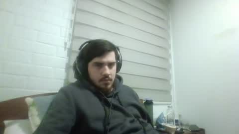 Snapshot of hungweeb chatting on June 30, 1:28 am Rod online show from June 30, 1:28 am