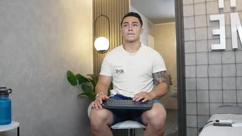 hunk_ryan online show from February 23, 2:57 pm