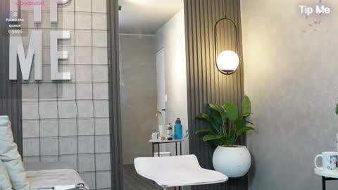 hunk_ryan online show from February 28, 12:20 pm