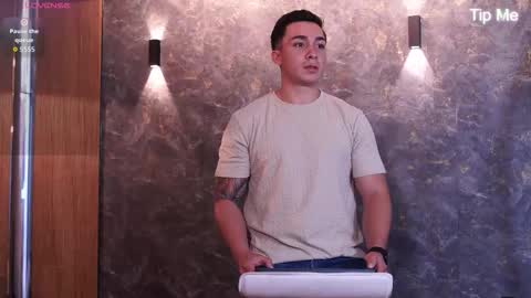 hunk_ryan online show from November 23, 3:45 pm