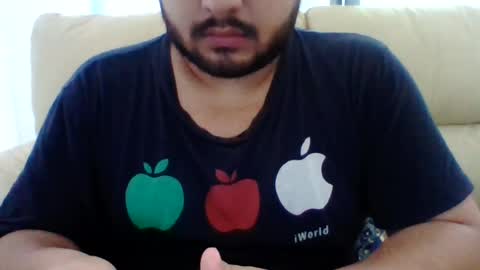 Snapshot of hunkchubby chatting on June 16, 8:39 am chubbyBubby online show from June 16, 8:39 am