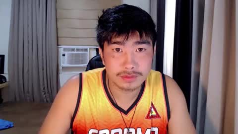 Snapshot of hunkfireman chatting on February 19, 2:07 am ADAM online show from February 19, 2:07 am