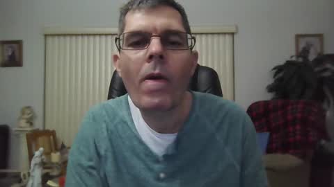 Snapshot of hunkmasclefad458 chatting on November 10, 5:17 am hunkmasclefad458 online show from November 10, 5:17 am