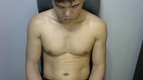 Snapshot of hunkpinoy16 chatting on October 10, 5:12 pm Thehunkpinoy online show from October 10, 5:12 pm