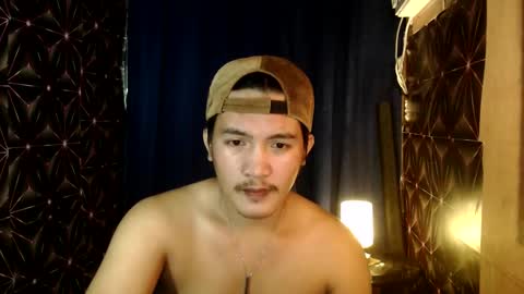 hunkylloyd online show from December 8, 1:14 pm