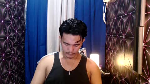 hunkylloyd online show from December 12, 10:09 pm