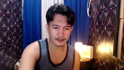 hunkylloyd online show from December 13, 3:49 am