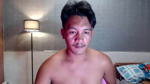 hunkylloyd online show from February 2, 3:05 am