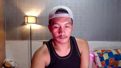 hunkylloyd online show from February 19, 2:29 am