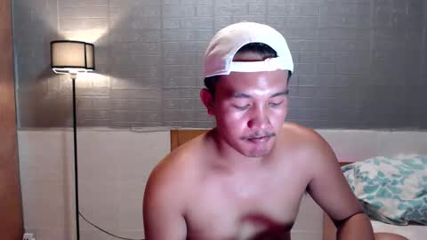 hunkylloyd online show from March 24, 11:48 am