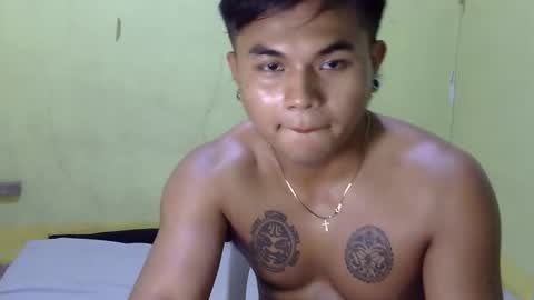 hunkyzeus online show from October 16, 12:39 pm