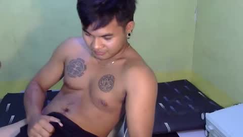 hunkyzeus online show from October 20, 4:29 pm