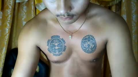 hunkyzeus online show from January 9, 3:48 pm