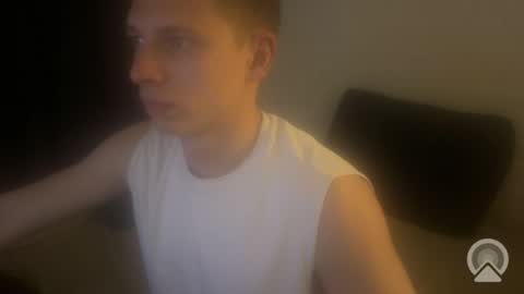 Snapshot of hunter_f1t chatting on May 27, 10:51 pm Hunter online show from May 27, 10:51 pm