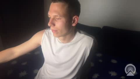 Snapshot of hunter_f1t chatting on June 8, 7:36 pm Hunter online show from June 8, 7:36 pm