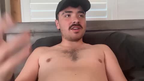 Snapshot of hunterbentleyy chatting on September 17, 9:27 pm Hunter online show from September 17, 9:27 pm