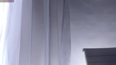 hunterheat_ online show from April 29, 5:30 pm