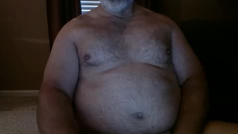 Snapshot of huntermark1 chatting on January 5, 2:08 pm huntermark1 online show from January 5, 2:08 pm