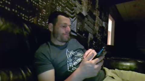 Snapshot of hurley7890 chatting on May 24, 2:49 am hurley7890 online show from May 24, 2:49 am