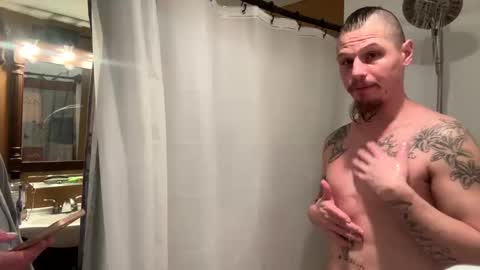 Snapshot of husbandandwife2011 chatting on February 11, 2:13 pm husbandandwife2011 online show from February 11, 2:13 pm