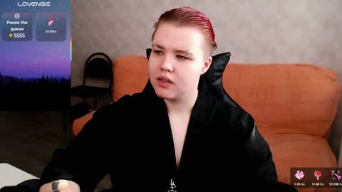 Snapshot of husk_ryan chatting on January 20, 8:30 am Ryan online show from January 20, 8:30 am