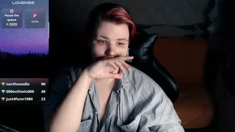 Snapshot of husk_ryan chatting on January 27, 6:20 pm Ryan online show from January 27, 6:20 pm