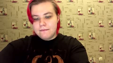 Snapshot of husk_ryan chatting on February 10, 5:28 pm Ryan online show from February 10, 5:28 pm