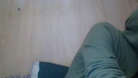 huskygengar22 online show from March 24, 6:07 am