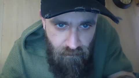 huskygengar22 online show from April 5, 7:00 pm