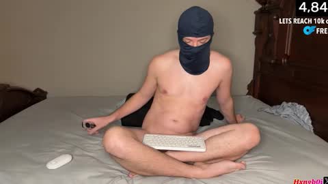 Snapshot of hxngb0i chatting on November 5, 6:46 am hxngb0i online show from November 5, 6:46 am