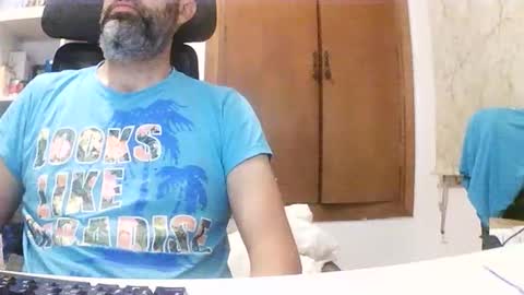 Snapshot of hyperpau chatting on September 19, 3:52 am Hyperpau online show from September 19, 3:52 am