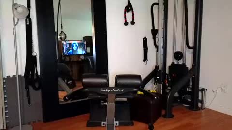 Mr. Frost online show from December 31, 11:39 pm