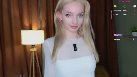 Snapshot of hypno_eyes_babe chatting on June 19, 3:05 pm Kate online show from June 19, 3:05 pm