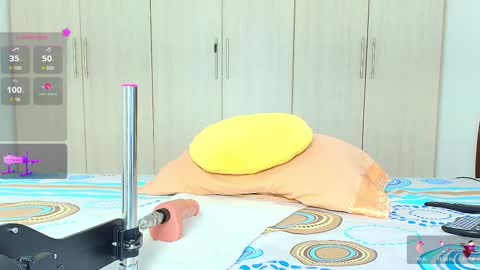 Snapshot of hyun_malee chatting on February 13, 9:49 pm K Brandon online show from February 13, 9:49 pm