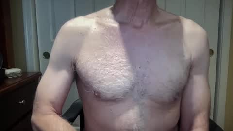 Snapshot of i8bgcq chatting on December 10, 3:55 pm The Talented Mr. DILFy online show from December 10, 3:55 pm