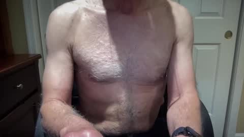 Snapshot of i8bgcq chatting on December 27, 2:43 pm The Talented Mr. DILFy online show from December 27, 2:43 pm