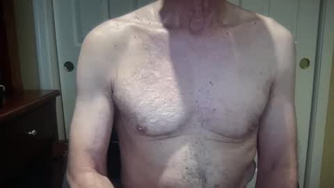 Snapshot of i8bgcq chatting on September 10, 1:44 pm The Talented Mr. DILFy online show from September 10, 1:44 pm