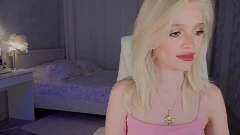 Joselle online show from March 2, 3:20 am