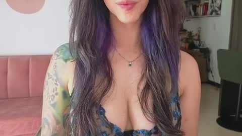 Lana Banana online show from April 3, 9:24 pm