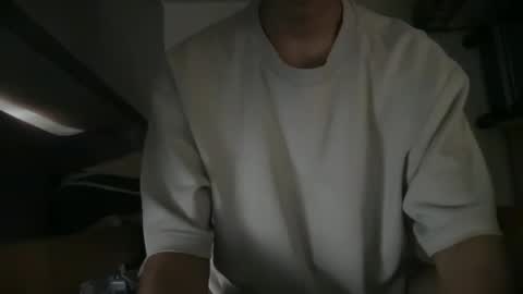 Snapshot of i_dont_know_name_what chatting on November 10, 6:23 am skinny asian boy online show from November 10, 6:23 am