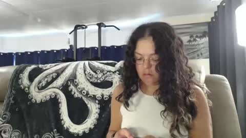 ShortStuff online show from April 13, 3:28 pm