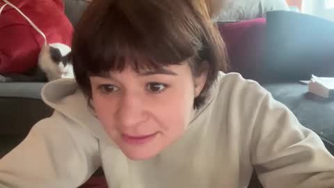 Olive online show from February 16, 9:11 pm