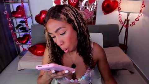 Lul  online show from February 18, 10:06 pm