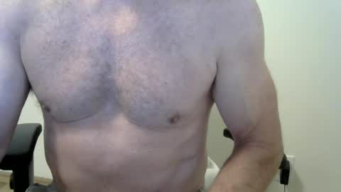 Snapshot of i_was_a_shy_dad chatting on July 15, 1:05 pm i_was_a_shy_dad online show from July 15, 1:05 pm