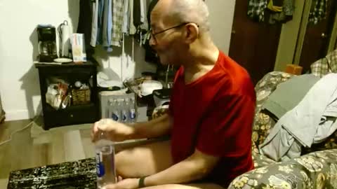 Snapshot of iam8zee chatting on February 15, 9:41 am Iam8zee online show from February 15, 9:41 am