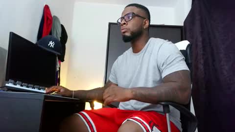 Mr H Independent model online show from February 23, 1:58 am