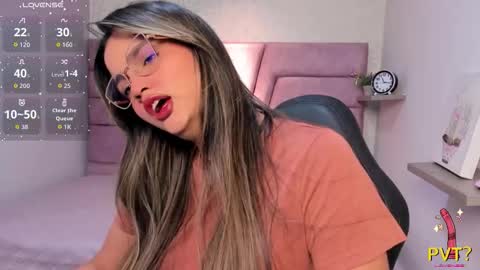 iam_lina online show from March 30, 11:55 am